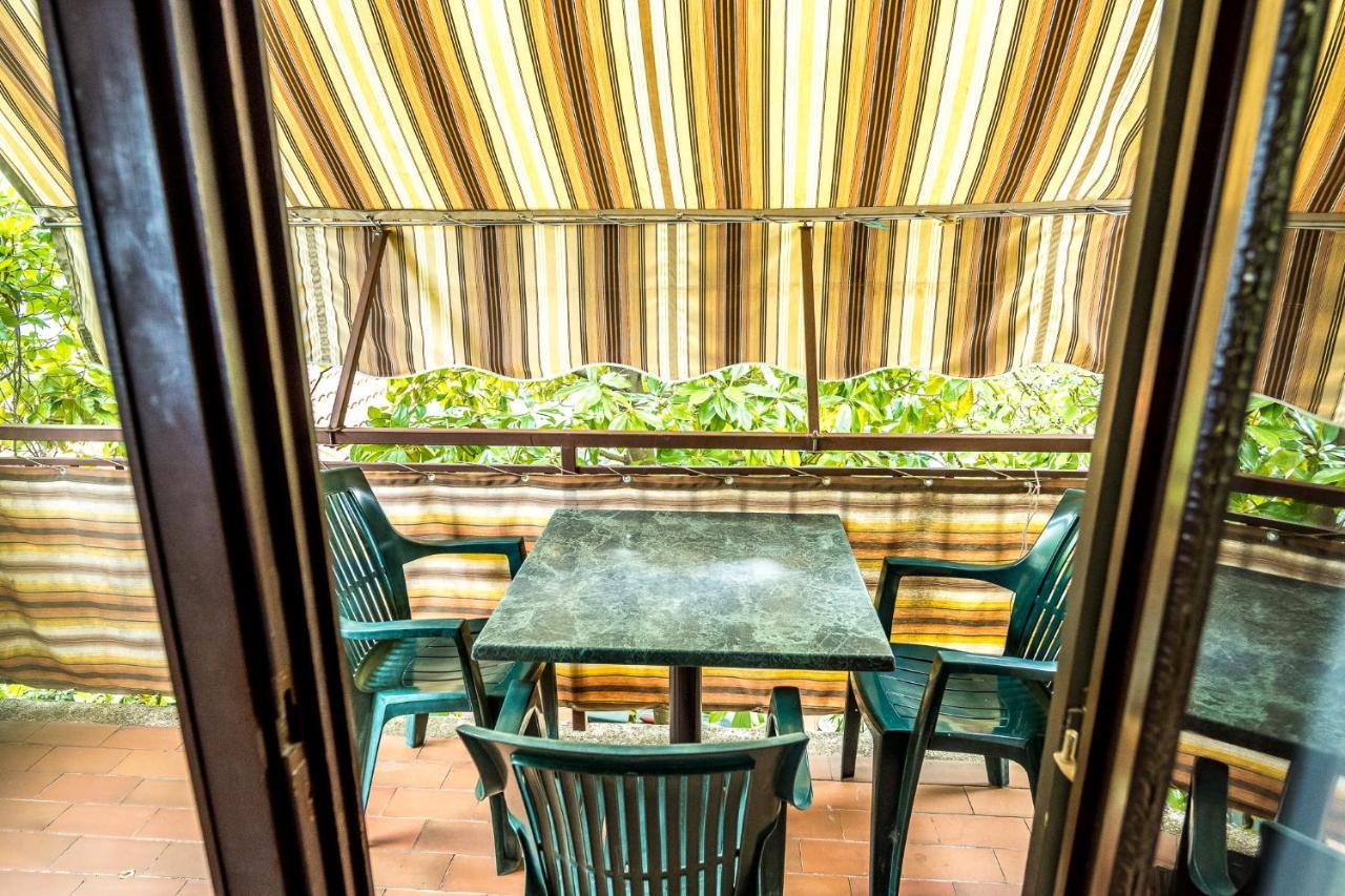 Apartmani Rosa Turanj Exterior foto
